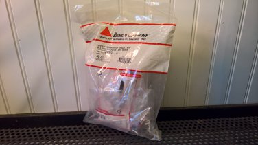 Siemon Company White SHCS Tamperproof Grade II Multimedia Outlet Kit (HC-MX-TFP6-2-25) *NEW*