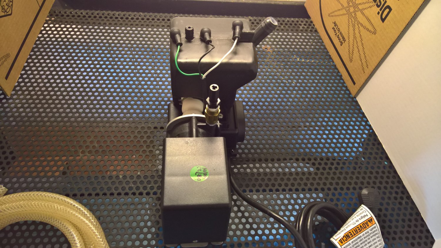 Whirlpool 1901 Ice Maker Drain Pump (2208534) Rev J (DMD400AWP) 120Volt