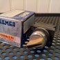 Gemco 3-Position Maintained Selector Switch (404S3X121YAA4) *NIB*