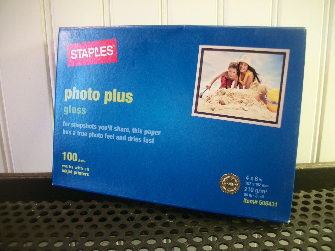 Staples Pack of 100 4 X 6 Photo Plus Gloss Paper (508431) *NIB*