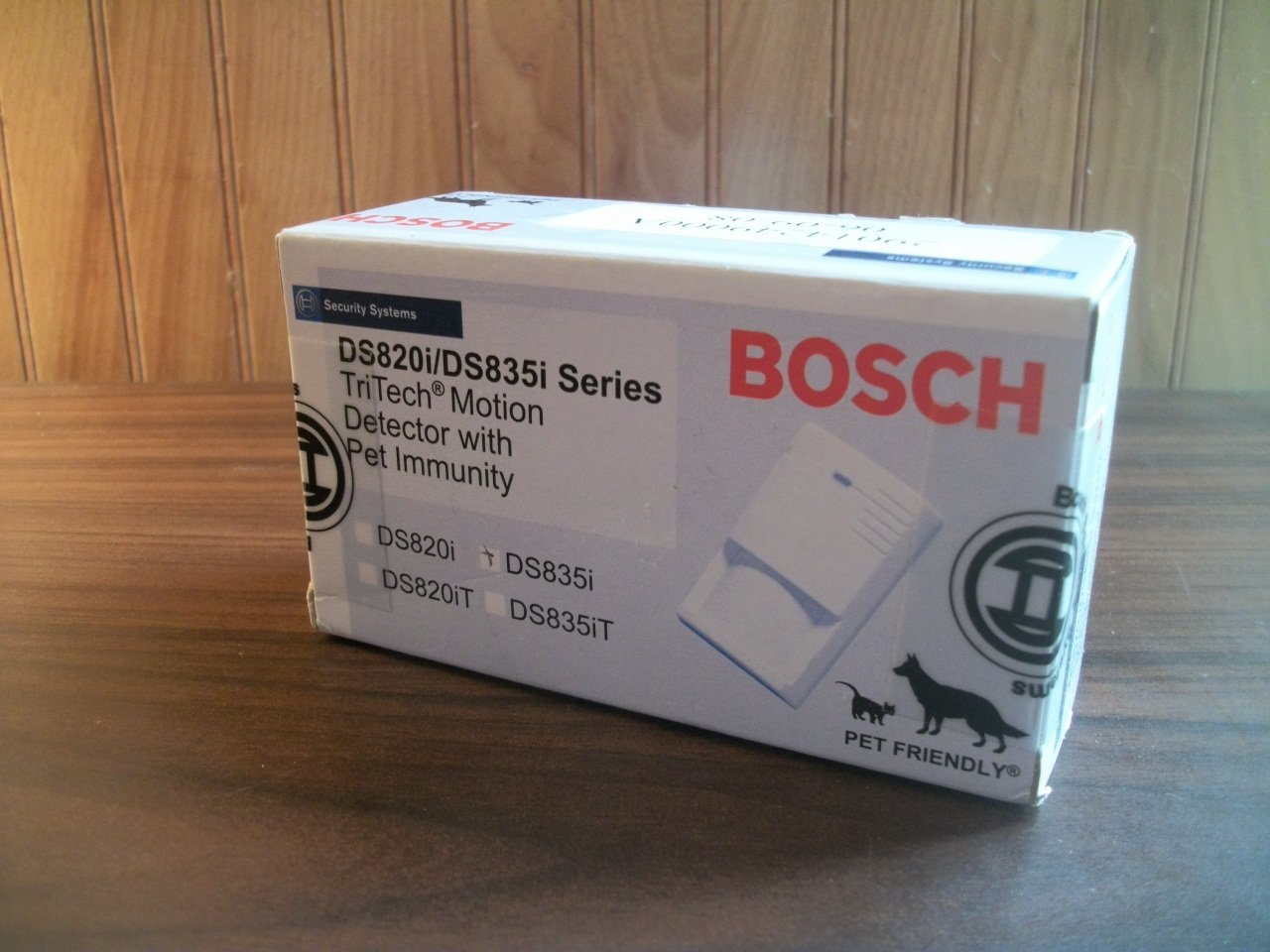 Bosch TriTech Motion Detector W/ Pet Immunity (DS835I) *NIB*