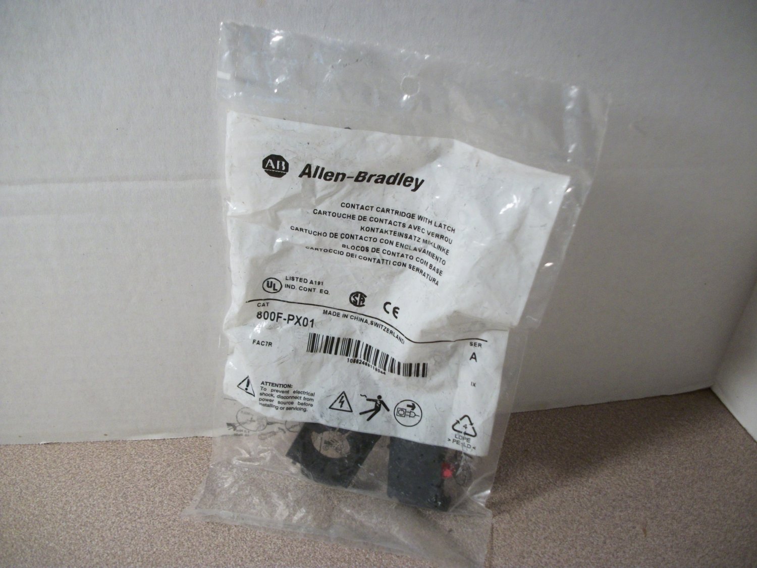 Allen-Bradley Contact Cartridge with Latch (800F-PX01) *NEW*