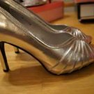 Touch Ups silver open toe heels formal sandals prom size 10 item # 313