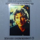 RICHARD GERE 35mm ORIGINAL SLIDE press #5 RICHARD GERE 35mm ORIGINAL SLIDE press #5