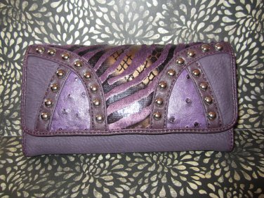 purple wallet