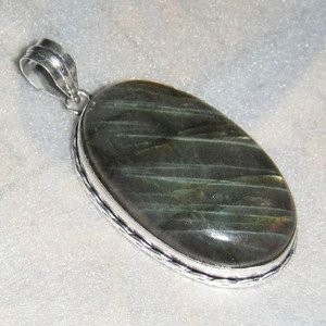 17 Gms Sterling 925 Silver & Natural LABRADORITE  Artisan Pendant DTP-1006LT1