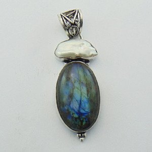 Handcrafted Sterling Silver Pendant With Labradorite  Fresh Water Pearl P-96L5