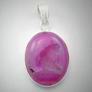 Pink Agate Drusy Beautifully crafted 925 Silver Gemstone Jewelry Pendant P-70 L1