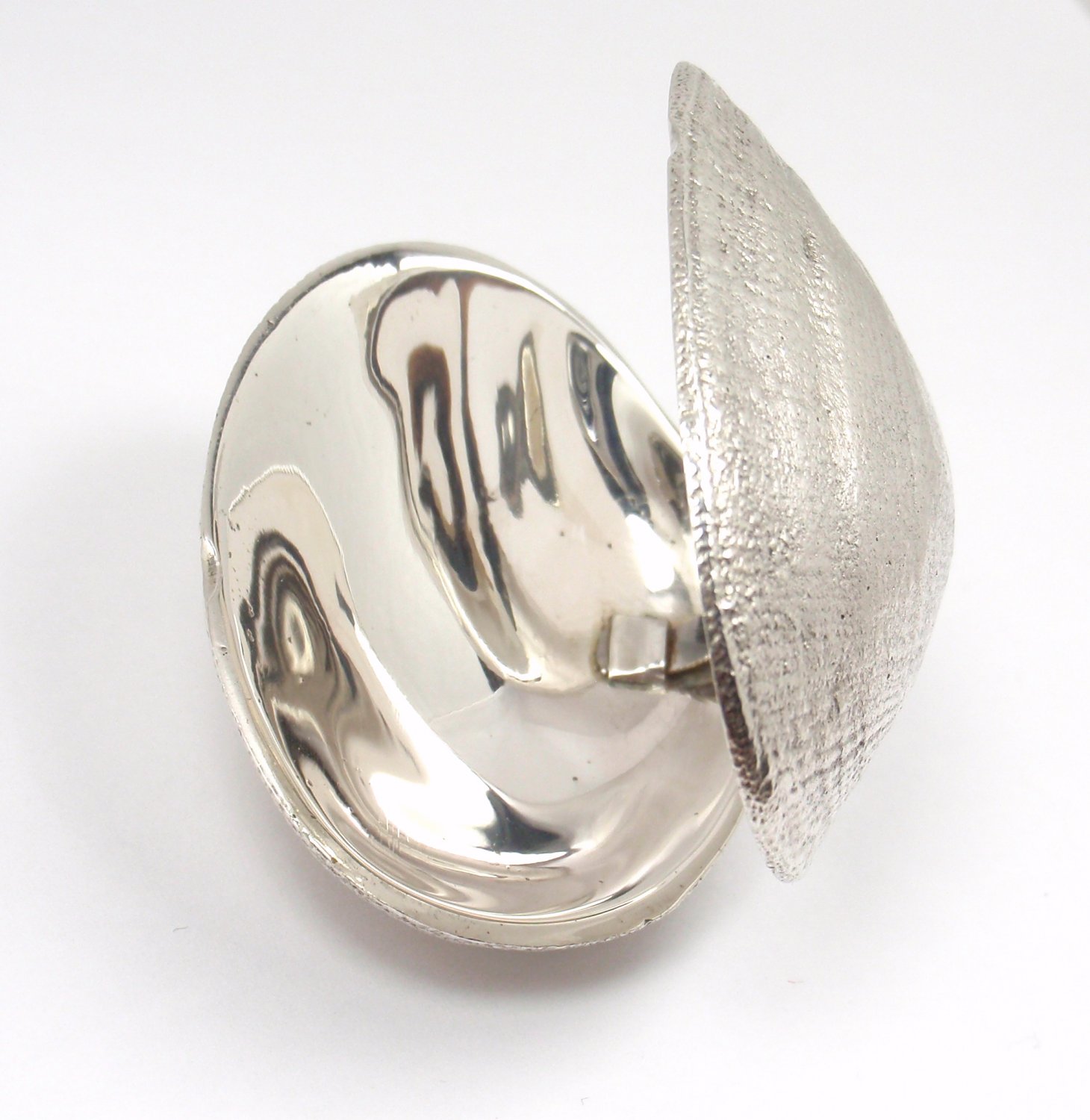 Rare Vintage Tiffany & Co Sterling Silver Clam Shell Pill Box Portugal