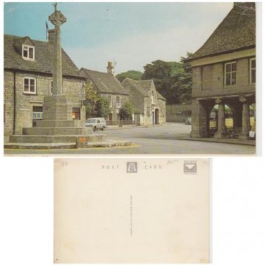 Gloucestershire Postcard Minchampton War Memorial. Mauritron 321