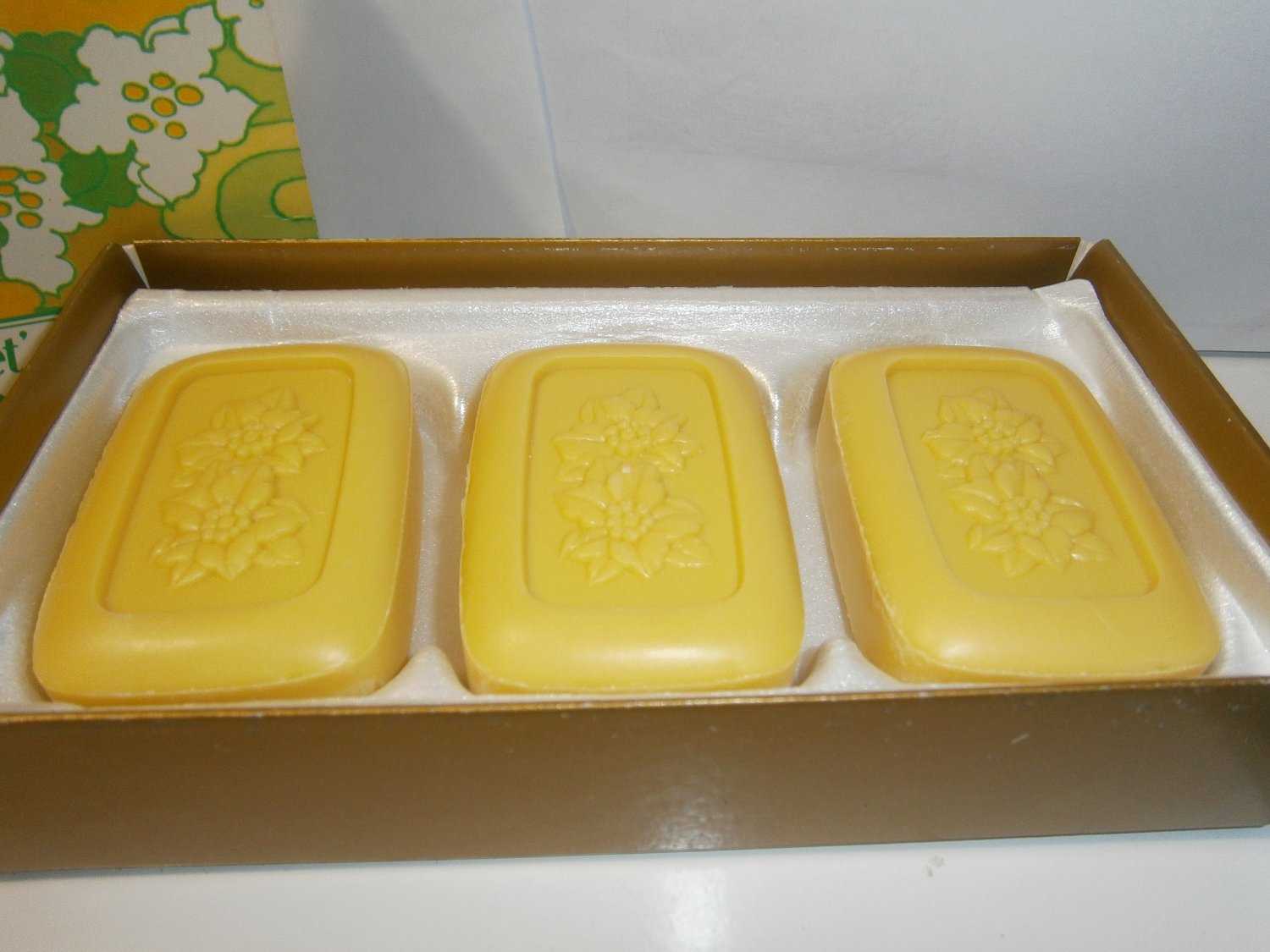 3 New AVON LEMON VELVET Perfumed SOAPS Soap Bars Fragrance Women