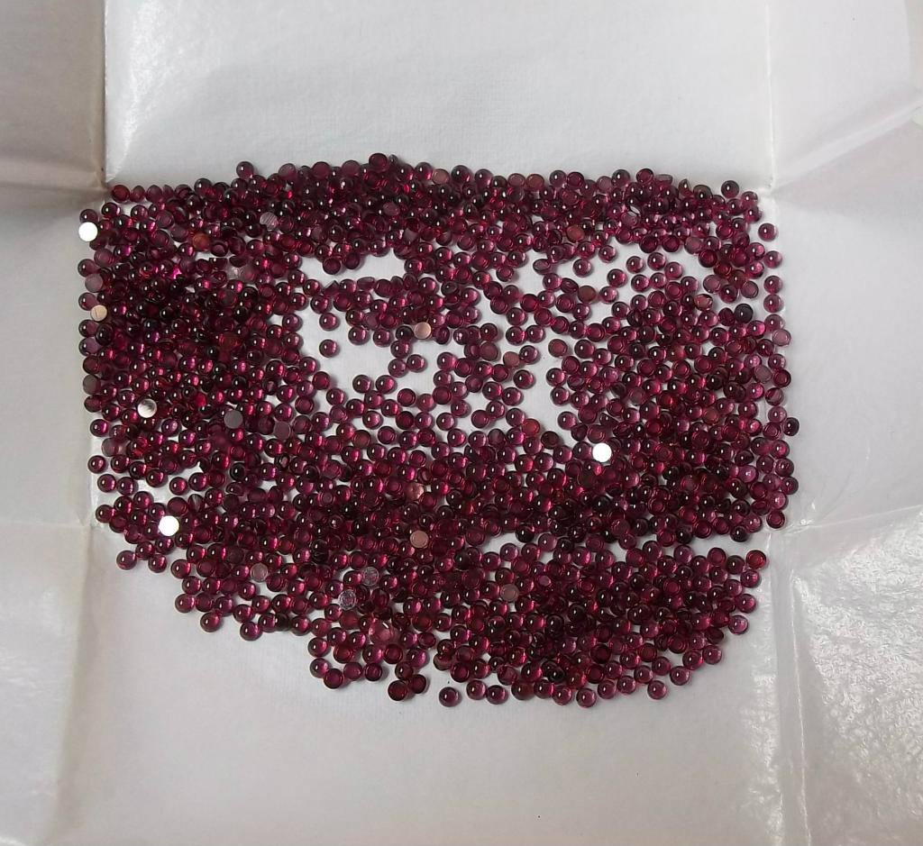 Certified Lot Of 100 Pieces Rhodolite Garnet 2 mm Round Cabochon Calibrated