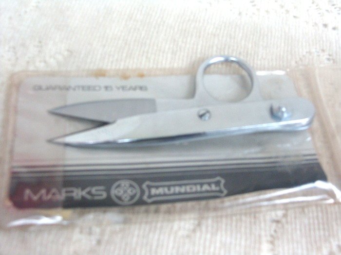 Mundial Marks Thread Clip Scissors Made in Italy
