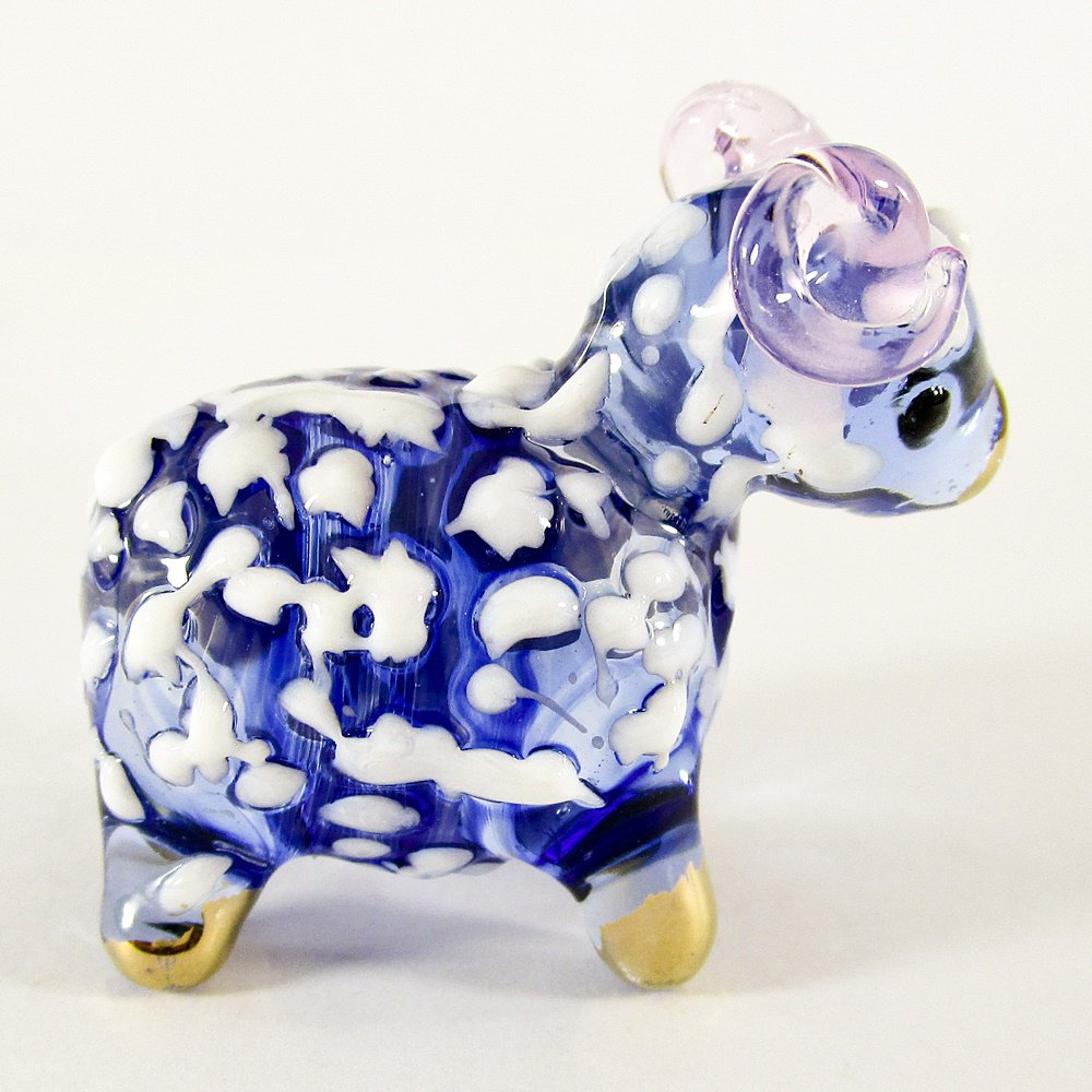 glass sheep figurines