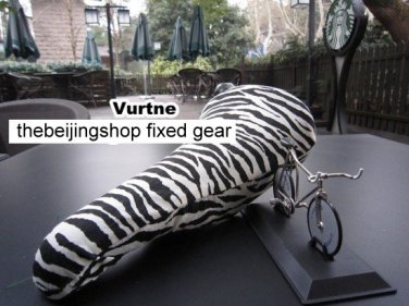 Vurtne Fixed Gear Bike Seat Cover (Zebra /Standard)