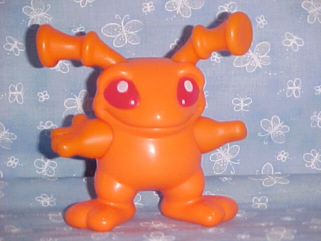 Burger King Neopets ORANGE GRUNDO Alien Figure