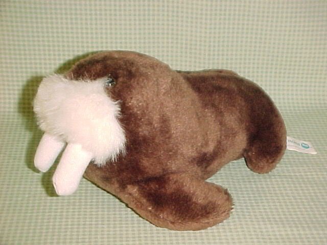 10 1989 Sea World Realistic Walrus Plush Stuffed