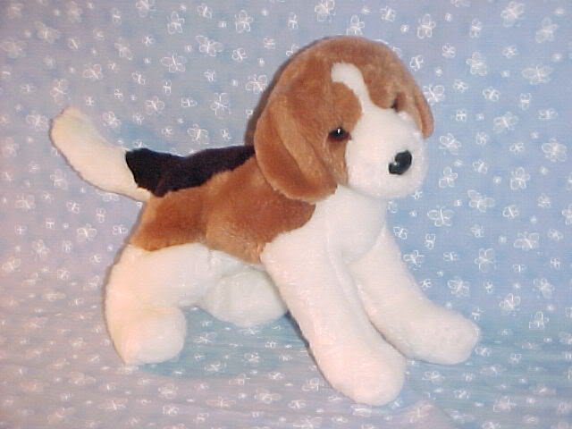 realistic stuffed beagle