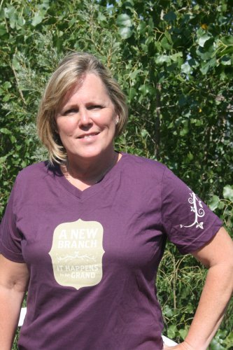 A New Branch It Happens to be Grand SS tee Eggplant Medium
