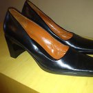 BCBG maxazria Dress Pump shoes 8.5 Medium Black In Color
