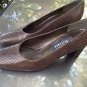 Staurt Weitzman  Snake Skin Brown Pump