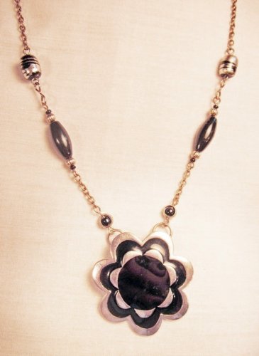 N22 - black beaded necklace