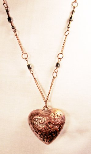 N24 - black beaded necklace