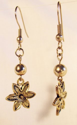 E13 - silver flower earrings