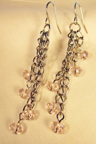 E15 - pale pink beaded earrings