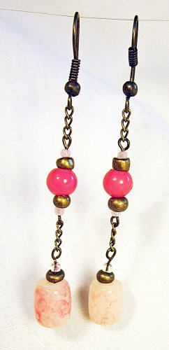 E16 - pink beaded earrings