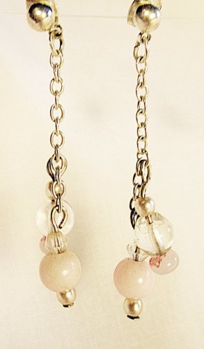 E32 - pink beaded earrings