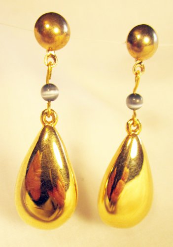 E35 - gold-plated earrings
