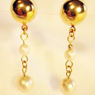 E36 - pearl beaded earrings