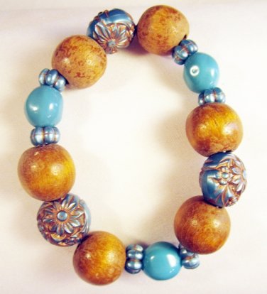 B10 - turquoise beaded bracelet