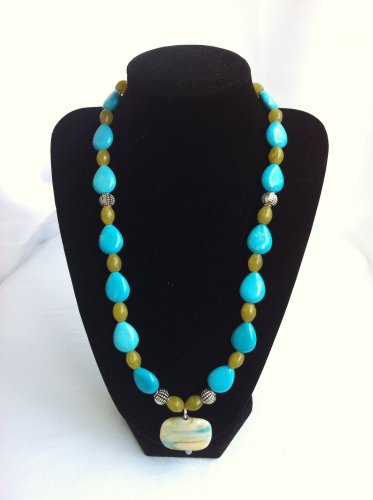 turquoise/green necklace