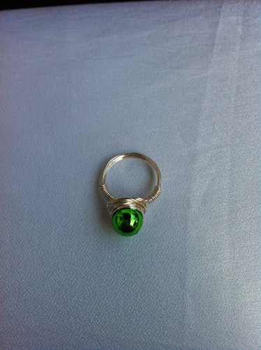 Hot green bead ring