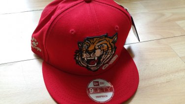 AKOO Snap back Baseball Hat Akoo by T.I. RED TIGER SCARLET 9FIFTY AKOO HAT