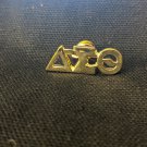 Delta Sigma Theta Sorority Fortitude Lapel Pin Gold Delta Sigma Theta Pen