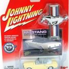 2005 - 1965 Ford Mustang Convertible - Johnny Lightning - 40th Anniversary Edition - White Lightning