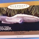 1996 - Hallmark - Keepsake Ornament - Star Trek Voyager - Chistmas Ornament