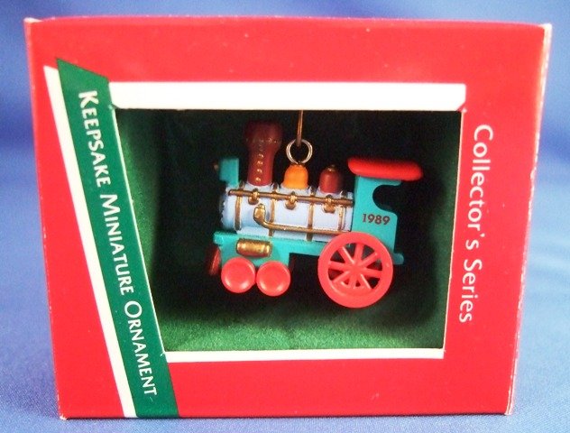 Hallmark Dallas Cowboys Santa Sled Ornament