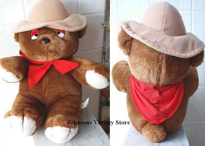 Adorable 'JUST LUV' brown Bear w/ Panhandle Pete scarf