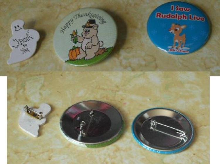 Set of 3 Holiday pins - Halloween Ghost, Happy Thanksgiving, I Saw Rudolph Live