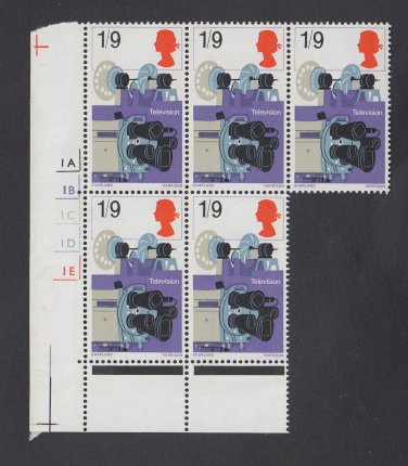 GB QEII Stamp. 1967 Discovers 1/9d BLK 5 UM SG755 Mauritron #78158
