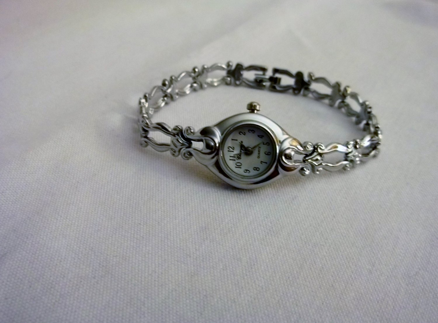 silver watch series 3
