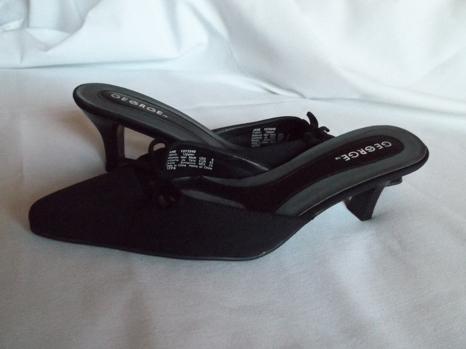 square low heel slides