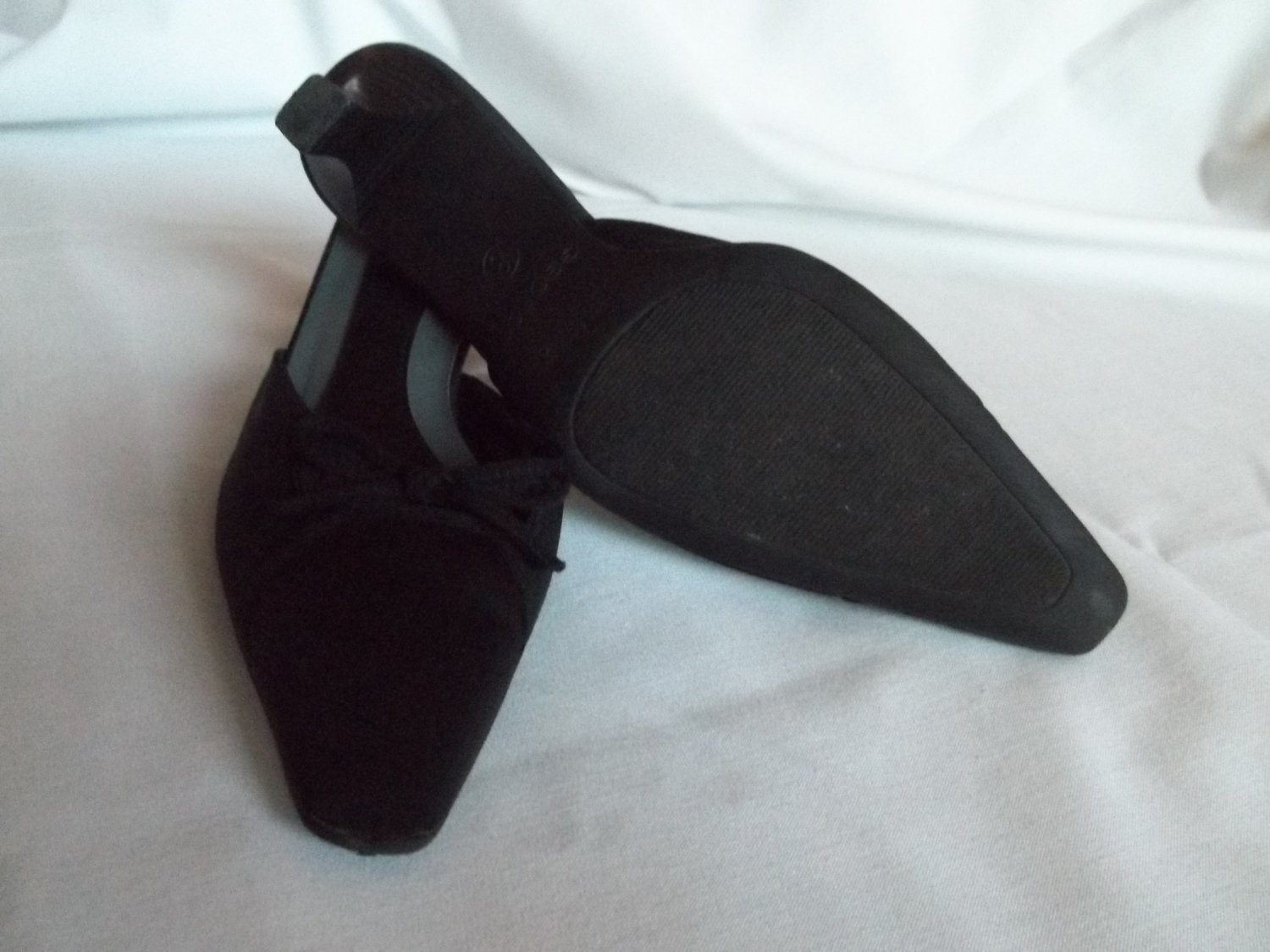 black square toe slides