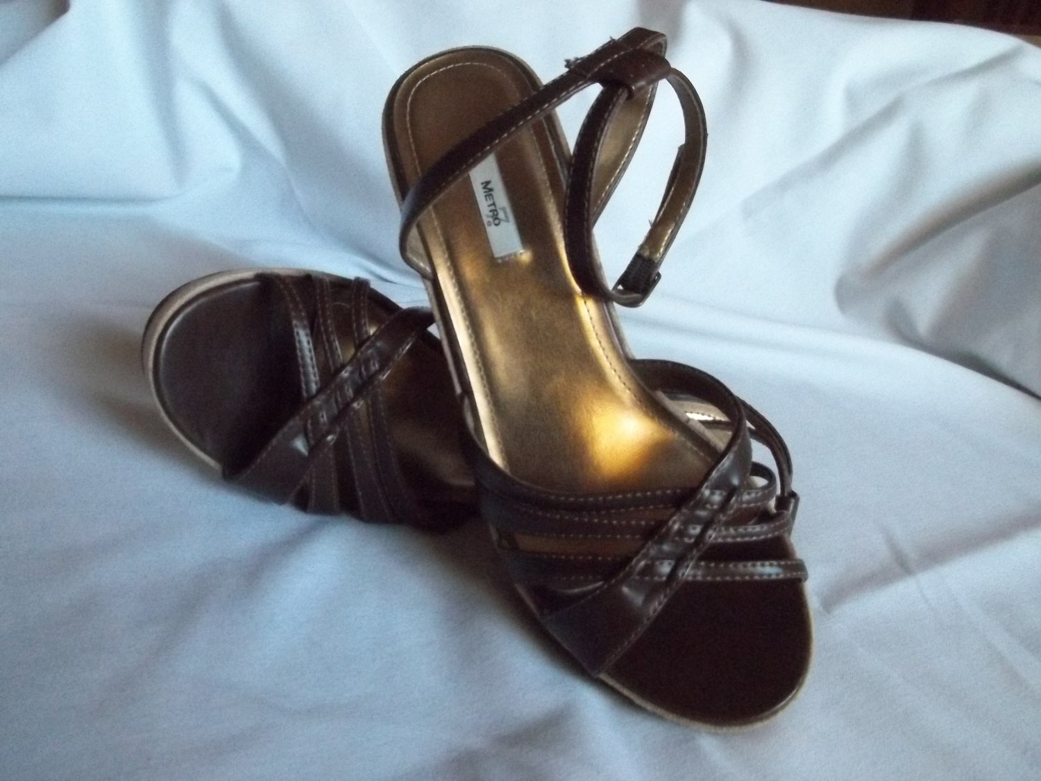 Brown-Bronze Wedge Sandals By Metro7 Size 8.5