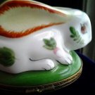 Limoges "Long Ear Rabbit/Hare trinket box" Peint main, Limoges France