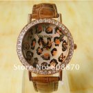1 Pcs leoaprd Lady Watch Leather Strap Free Shipping  YJP11